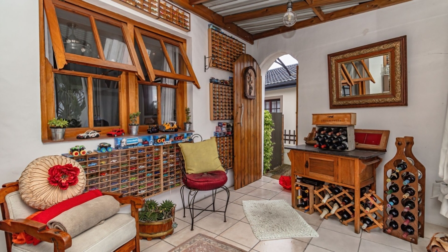 2 Bedroom Property for Sale in King George Park Western Cape